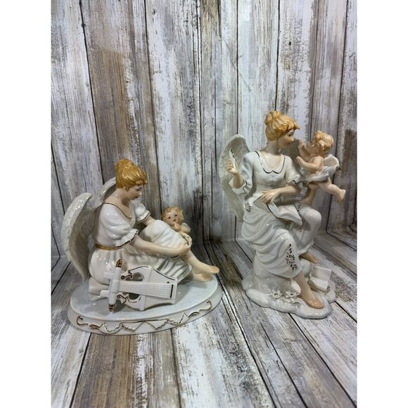 Grandeur Noel Porcelain Angel Set w/ Gold Accents 2001 Collectors Edition - Picture 1 of 12